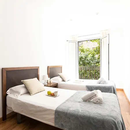 Ab Eixample Miro Park Apartment