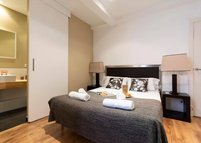 Ab Eixample Miro Park Барселона