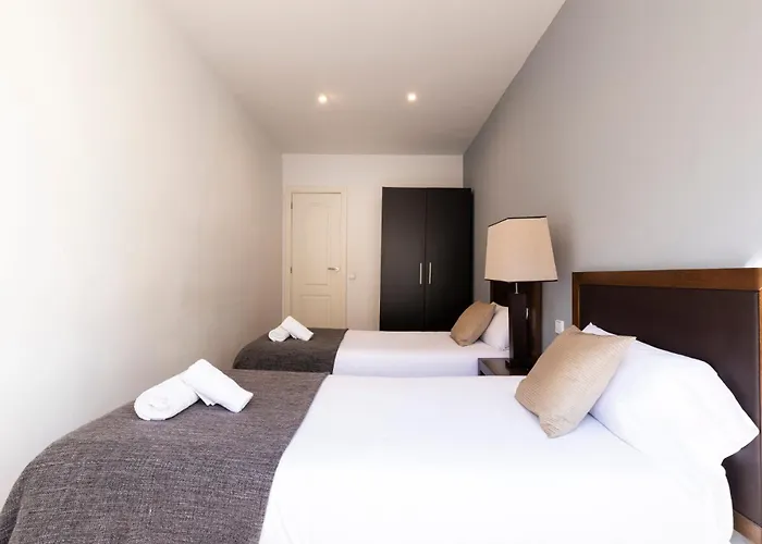 Ab Eixample Miro Park Барселона